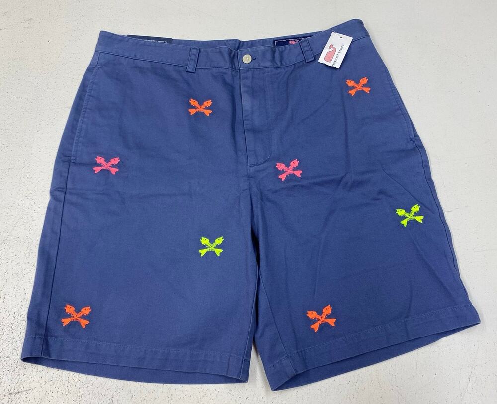 NEW Vineyard Vines Classic Fit Club fish bone graphic cotton chino shorts 36